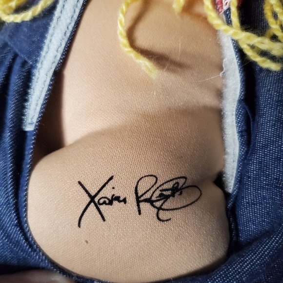 Cabbage Patch 2004 Play Along Girl Doll - Picture 4 of 6